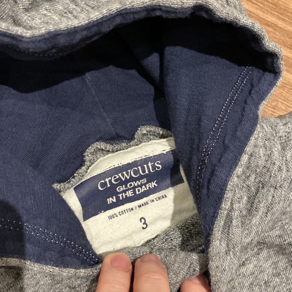 Crewcuts sweatshirt hoodie glow in the dark 3T - Picture 2 of 5